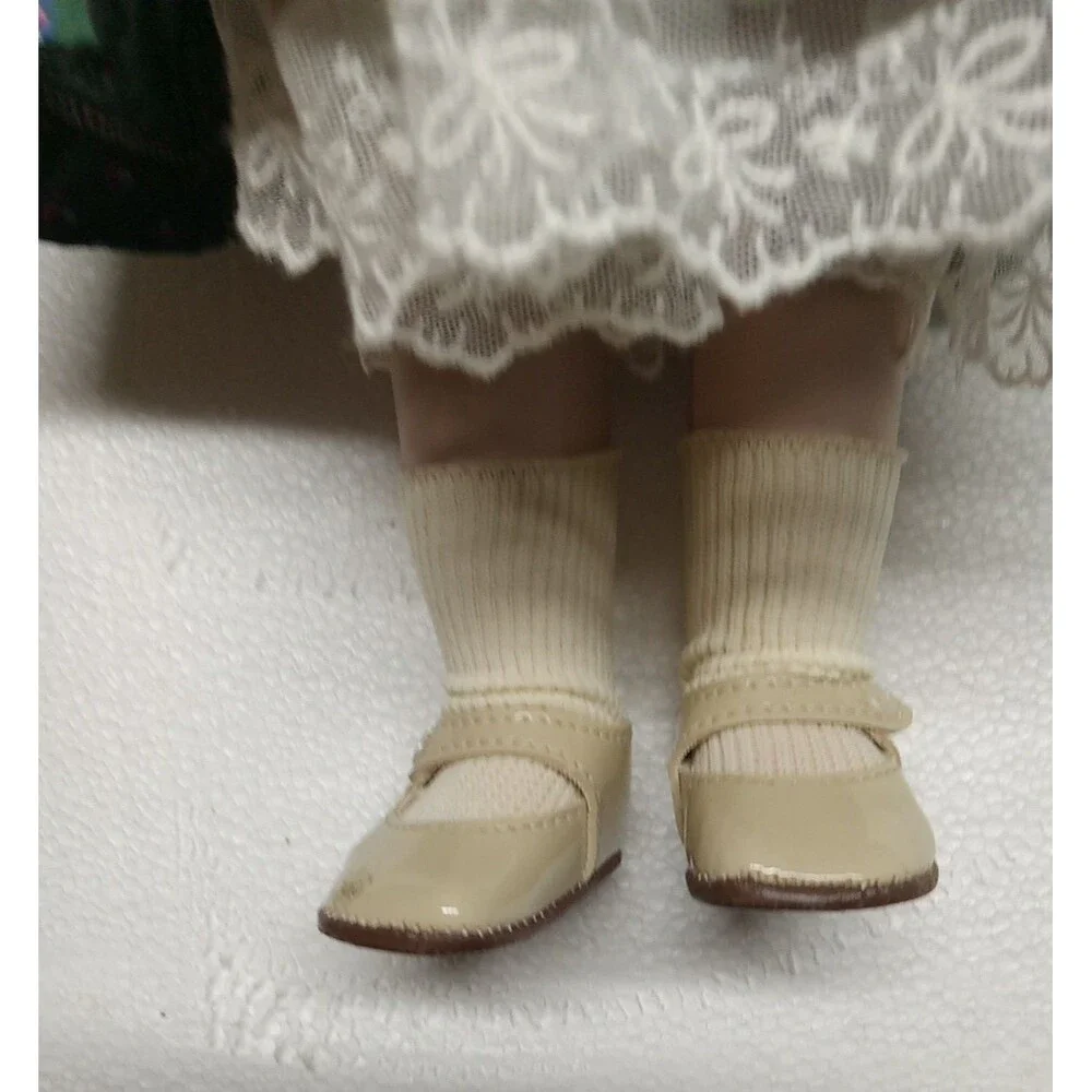1992 Hamilton collection porcelain dolls Erin, Red hair, Green Dress,